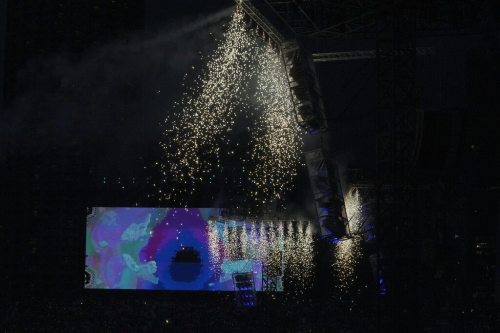 special effect for event in Atlanta by Huview Productions.