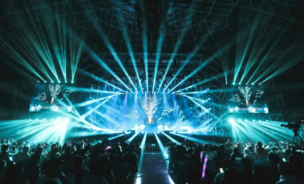 visual displays of stunning event
